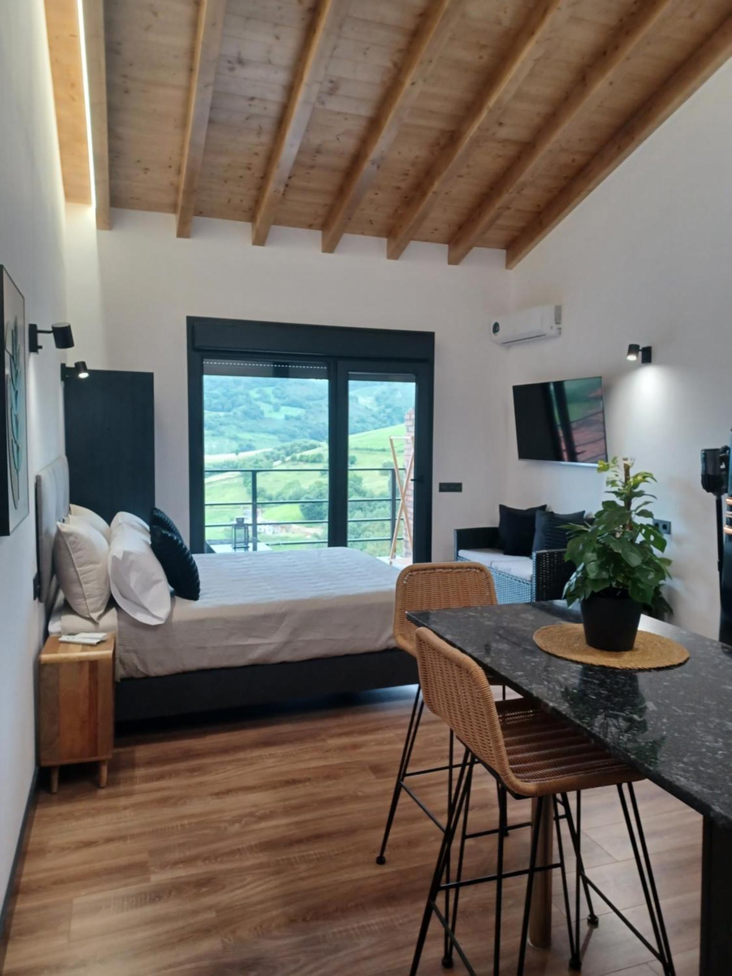 Apartamentos El Llanin Onís Екстериор снимка